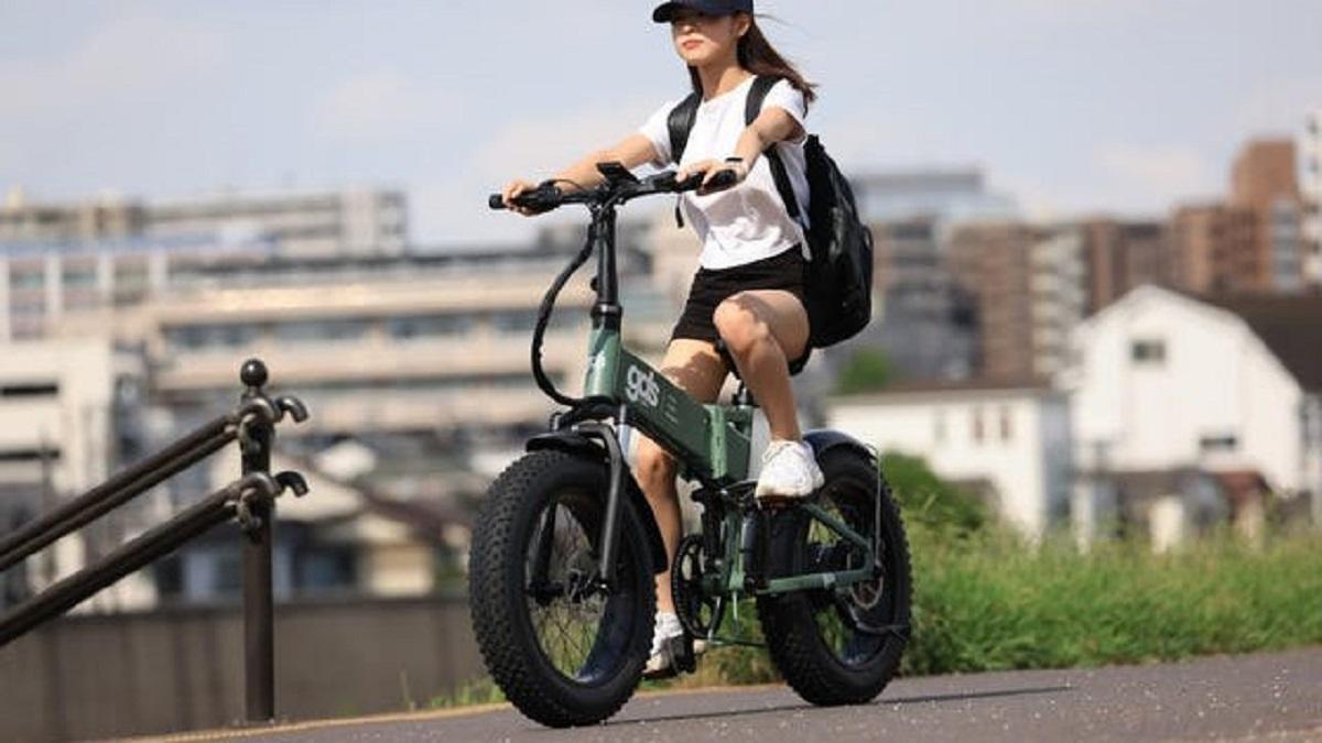 ファットタイヤで走る道を選ばない！注目の電動アシスト自転車が登場 | ライフハッカー・ジャパン