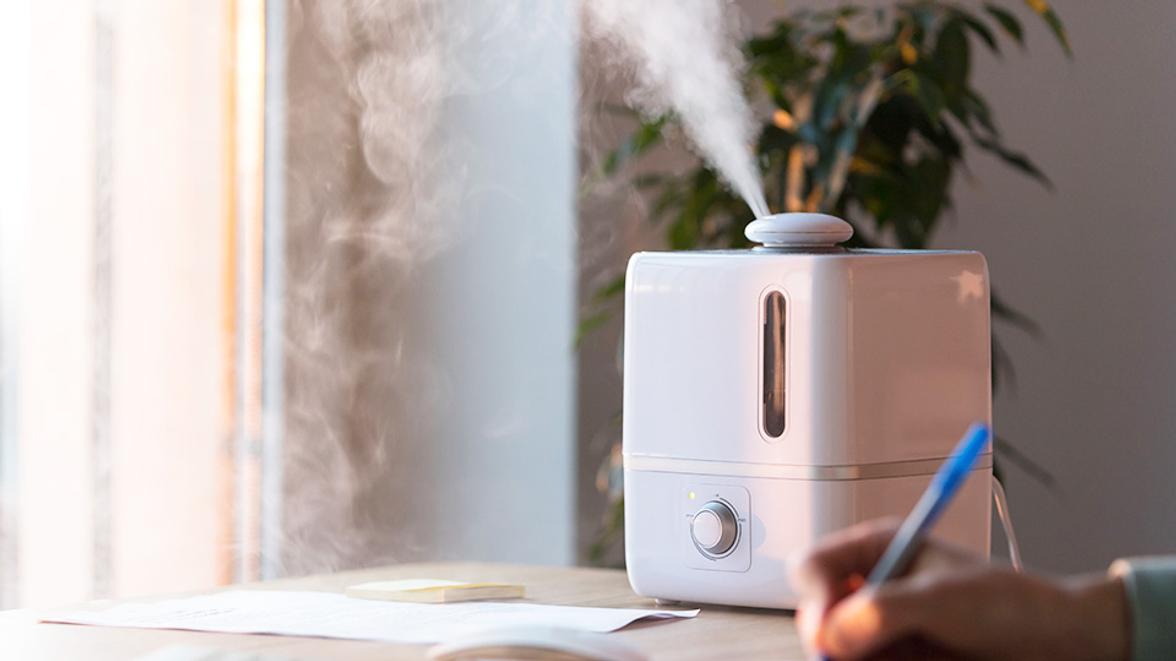 上から給水、掃除もラクな「加湿器」11選【Amazonブラックフライデー】 | ライフハッカー［日本版］
