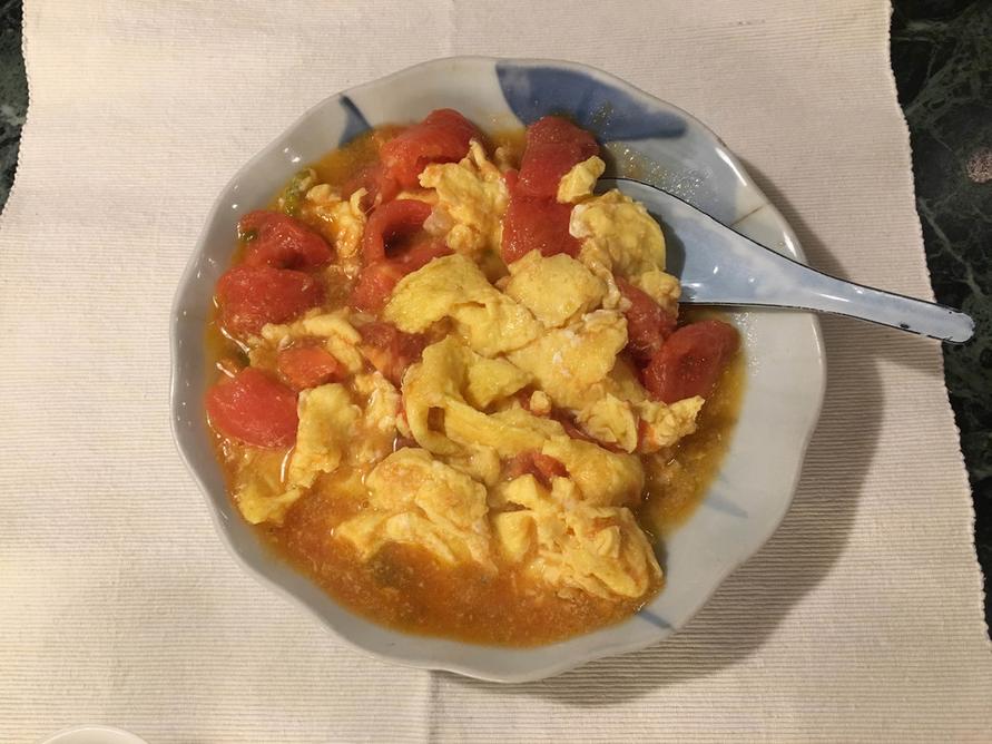 トマトと卵の炒め物