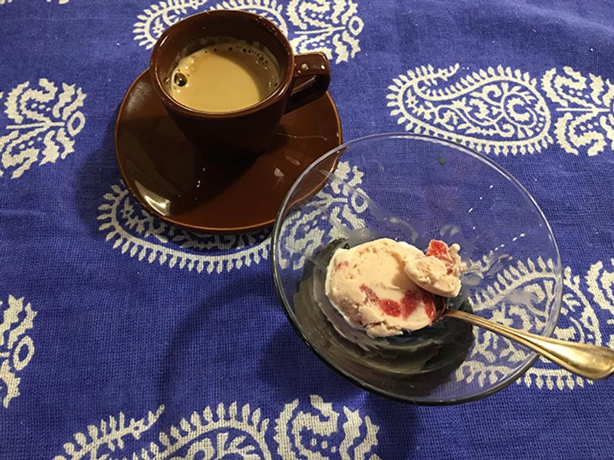 09_18.12.28cafe