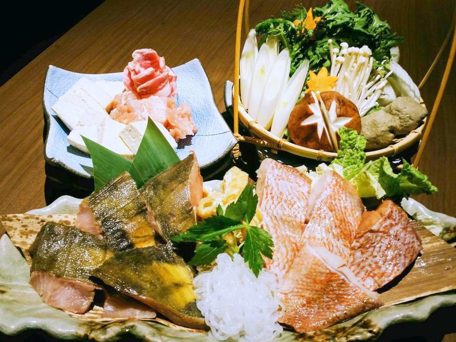 銀座伴助の干物鍋