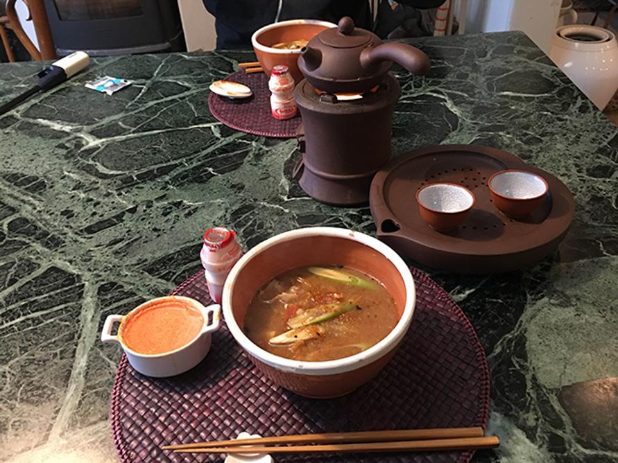 朝食