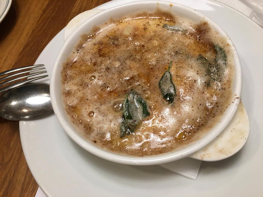 パンチェッタと焦がしバター
