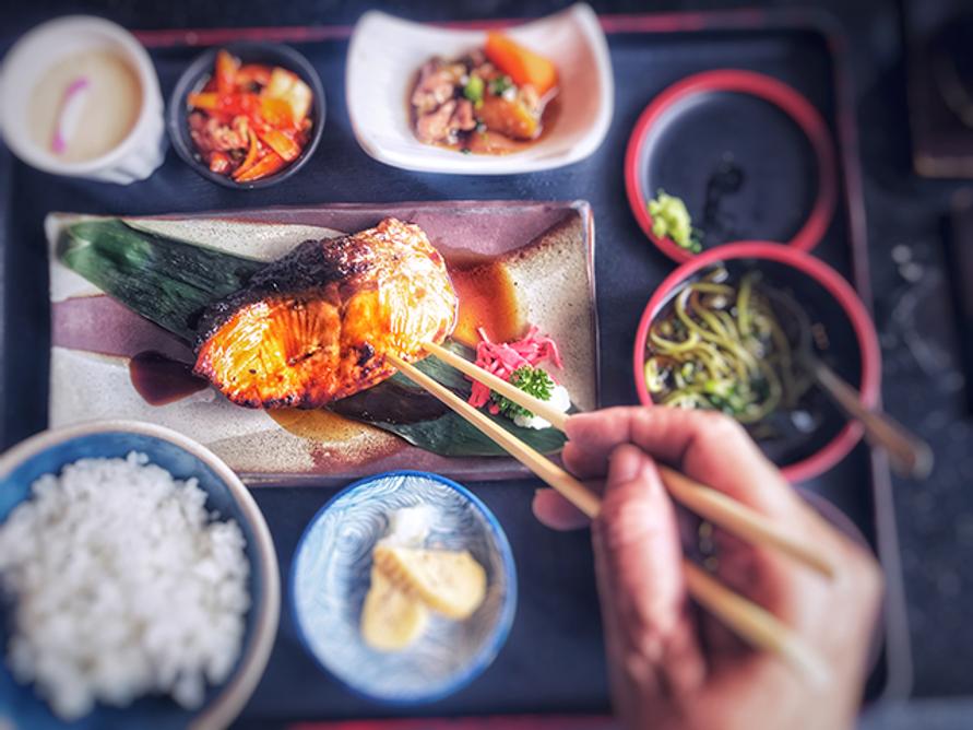 魚を主食としたバランスがいい食事