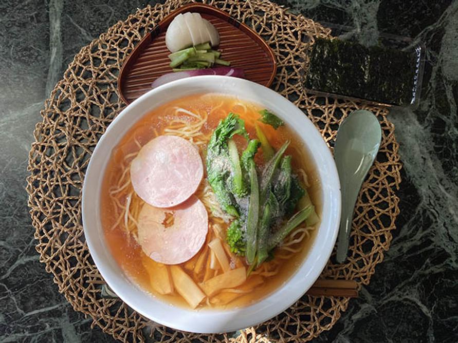 比内地鶏ラーメン