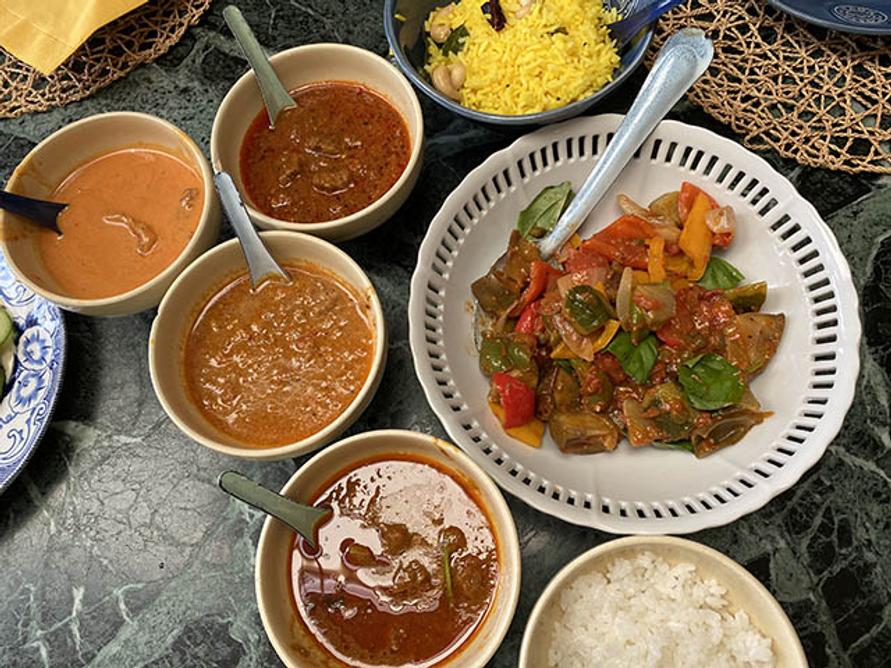 カレーなど