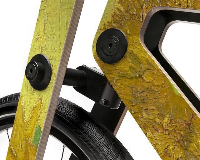 日常的にアートを！ゴッホ美術館限定ゴッホのひまわりの自転車