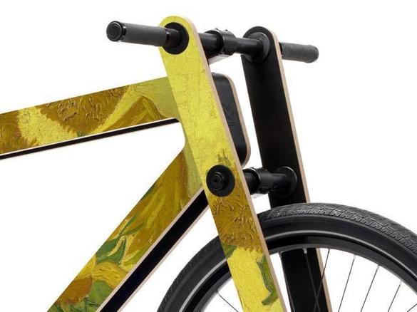 DIYできる自転車に、ゴッホのひまわりが描かれたよ | ROOMIE（ルーミー）