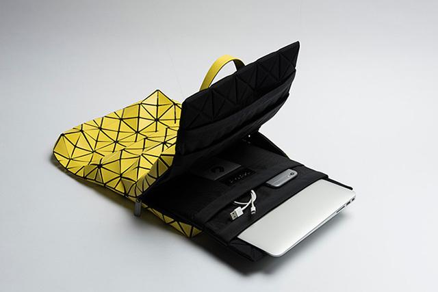 Issey miyake laptop online bag