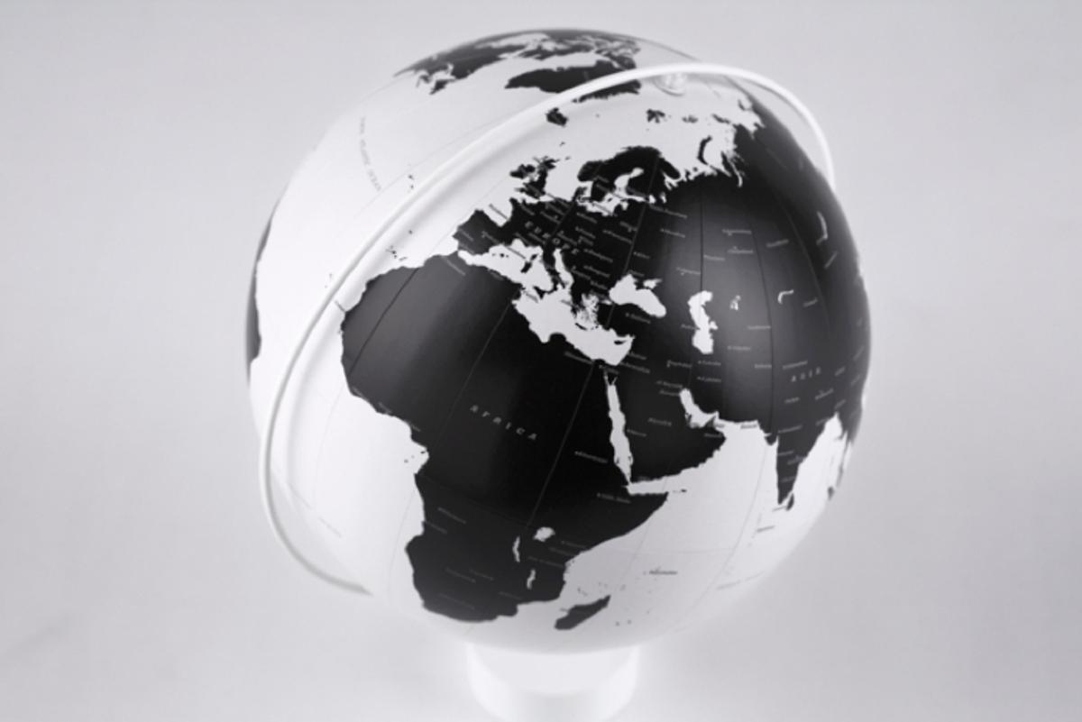 Sale Off 地球義 モノトーン 白黒 Www Cahnandsamuels Com