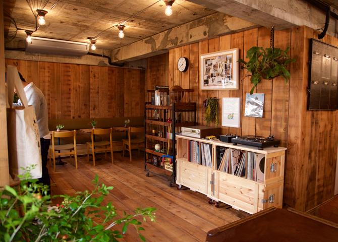 一杯のコーヒーと過ごす何気なくて特別な時間：PADDLERS COFFEEのこと