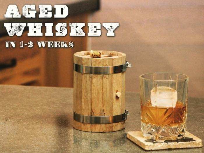 ミニ樽をDIYしてお酒を熟成させるキット「DIY Mini Whiskey Barrel」 | ROOMIE（ルーミー）