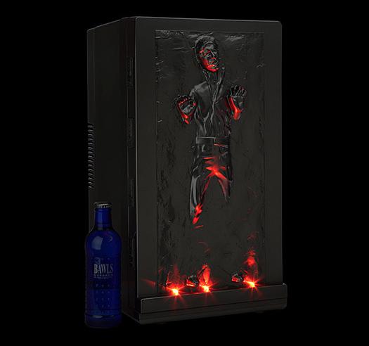 スターウォーズ旧3部作で冷凍されてしまったハン・ソロが扉になった