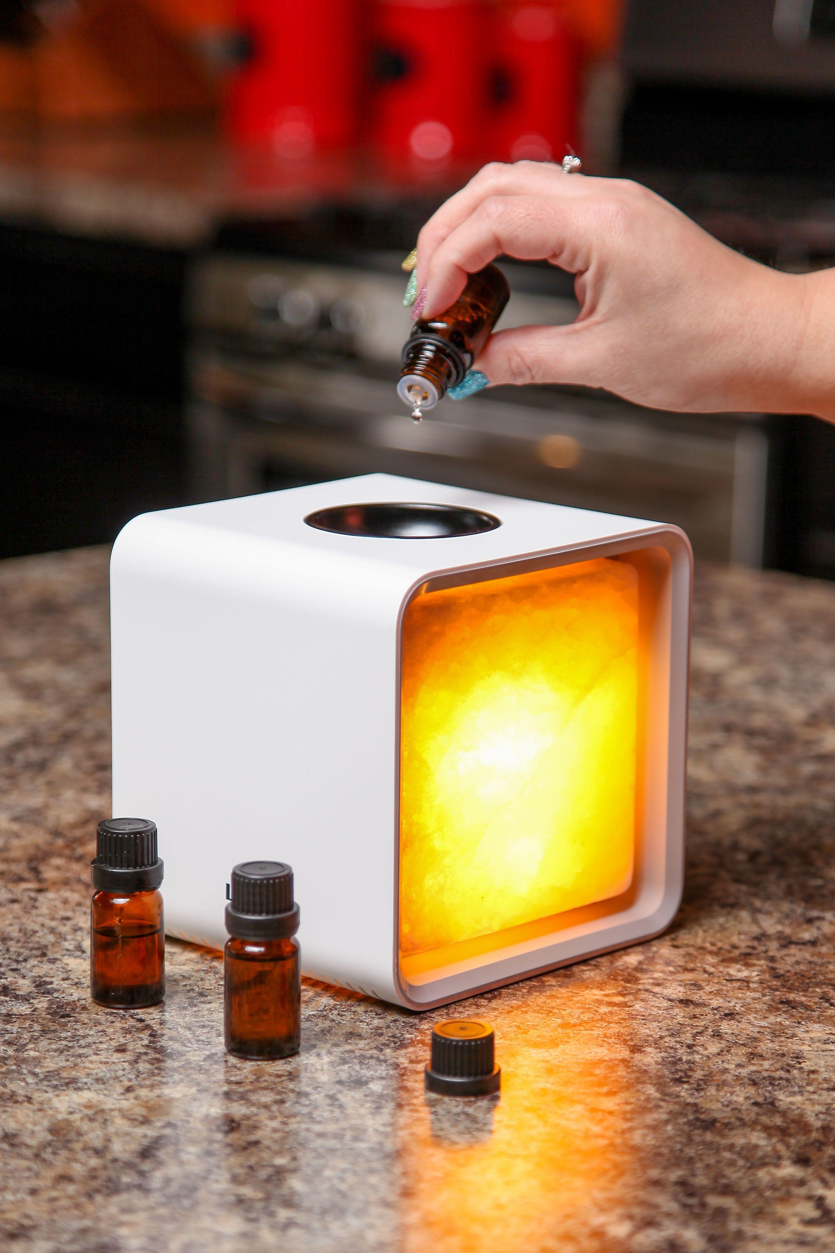 テクノロジーが溶け込んだ、癒やしのヒマラヤ岩塩ランプ「Zencube