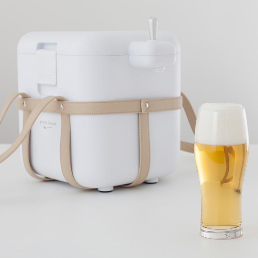 缶ビールを6缶セッティングして「クリーミーな泡」が実現できるビア