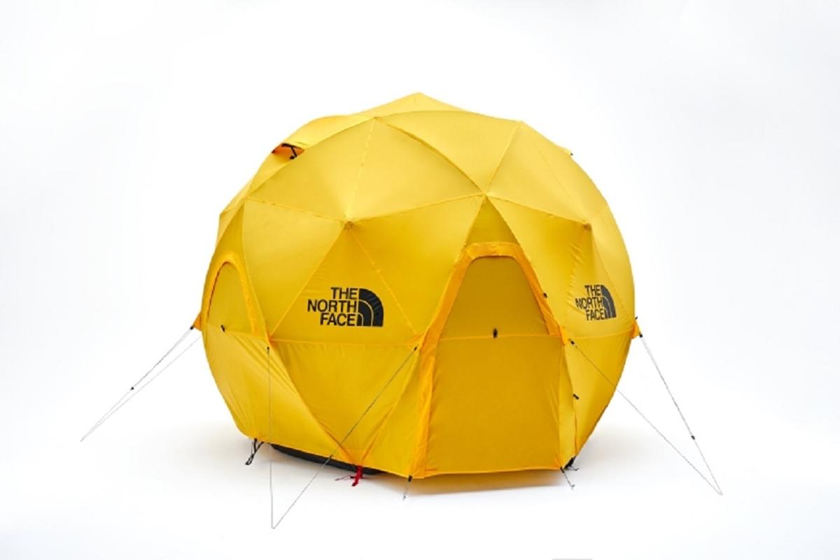 THE NORTH FACEの最強宇宙船テントは台風が来たってビクともしないよ 