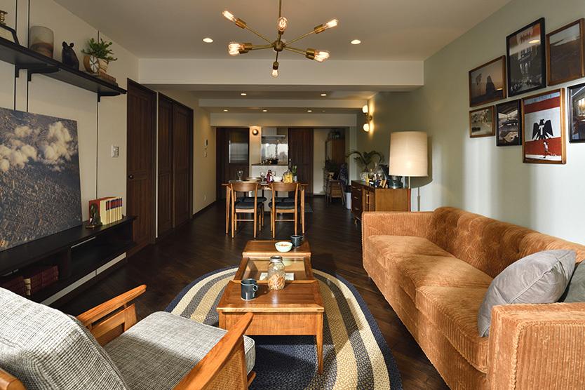 ACME Furniture監修。家に入った瞬間から「5、60年代のアメリカ映画