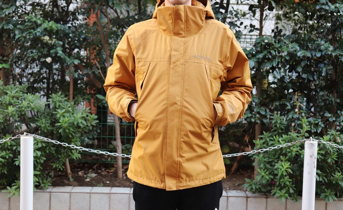 さすがコロンビア！ 防水性バツグンのレインジャケットは、めっちゃ  