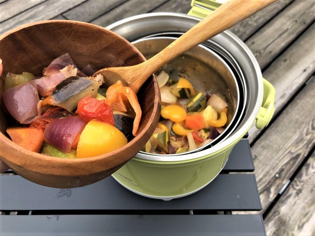 サーモスの「ほったらかし調理器」がすごい！移動中にあったかい一品が