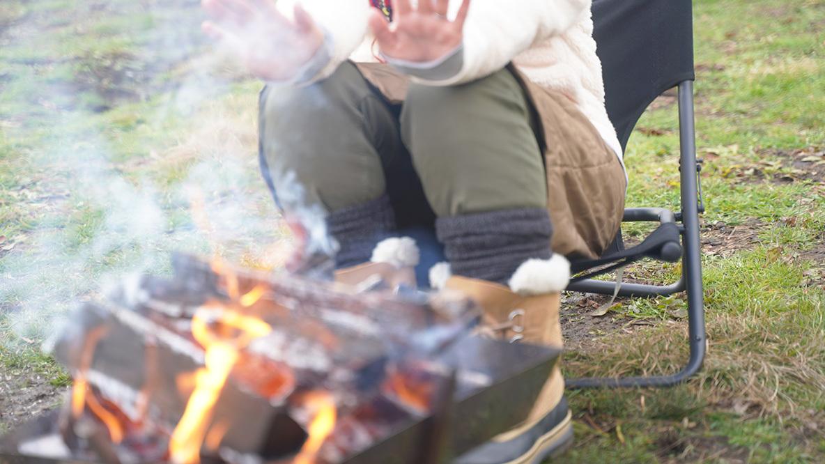 DODの「焚き火専用アウトドアチェア」はそう名乗るだけあるね…。これで