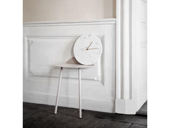 menu イェーウォールテーブル ロータイプ ホワイト