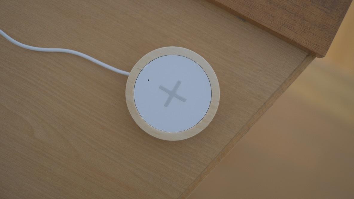 イケアなら、ワイヤレス充電器だってナチュラルテイストなんだね