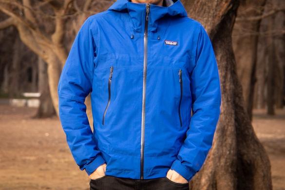 patagoniaの普段着でもイケちゃうレインウェア！オールシーズン使える