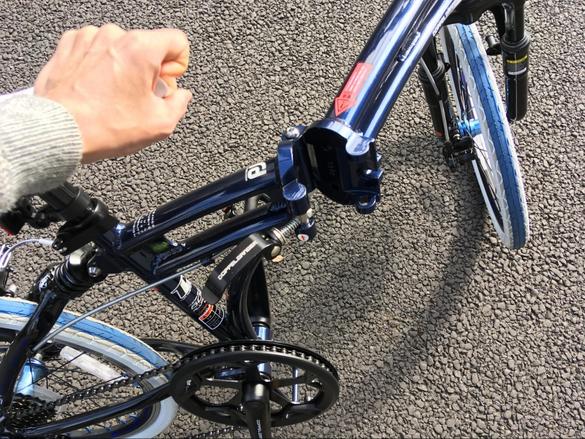 走行の革命児現る…4万円台の折りたたみ自転車はわずか13.1kgで機能性 