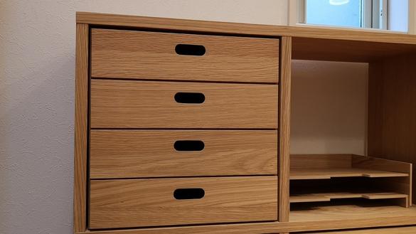 無印良品の「スタッキングシェルフ」は、大容量なのに部屋が狭く