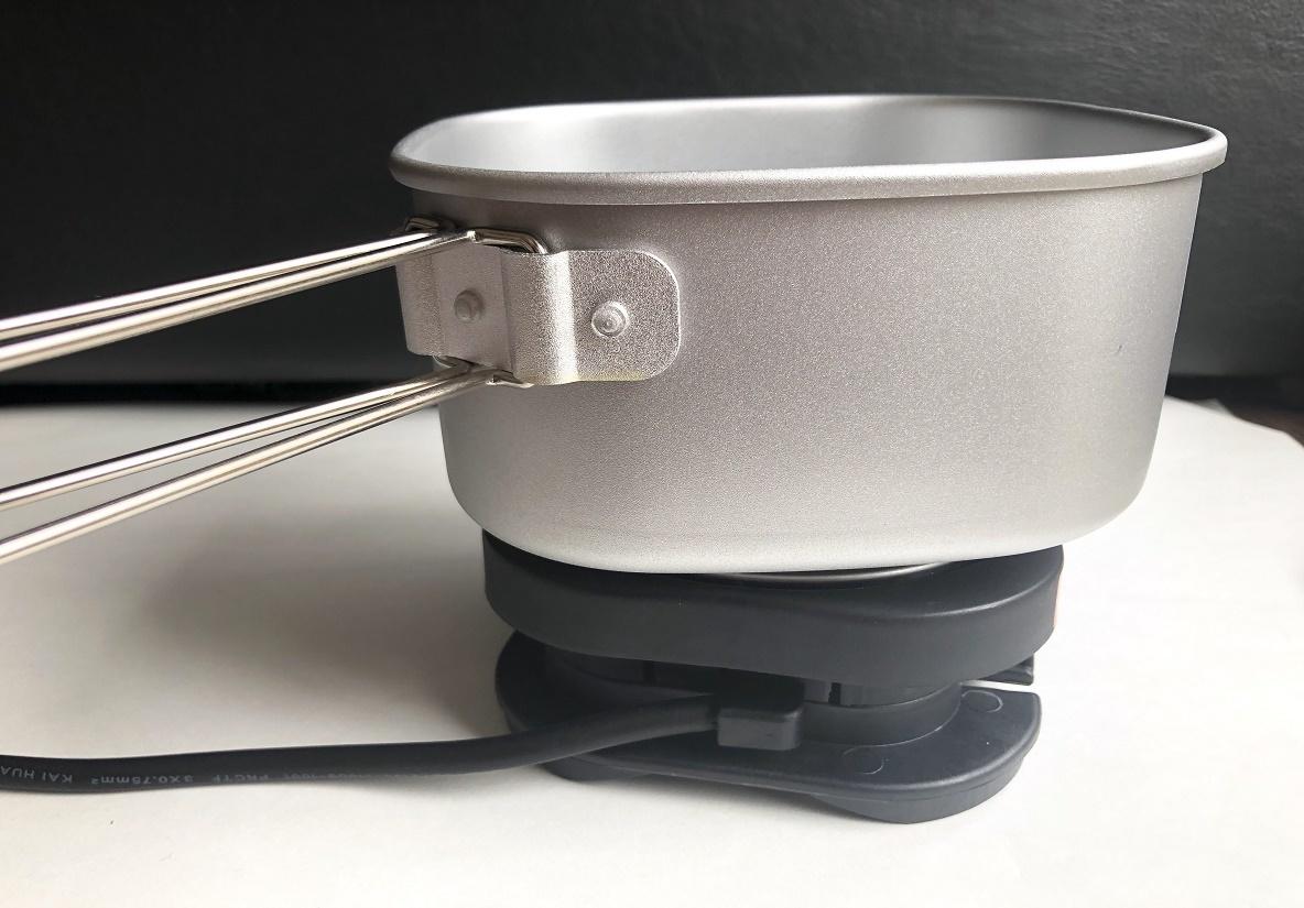 ヤザワの調理器具「トラベルクッカー」は、旅先で重宝するのよ