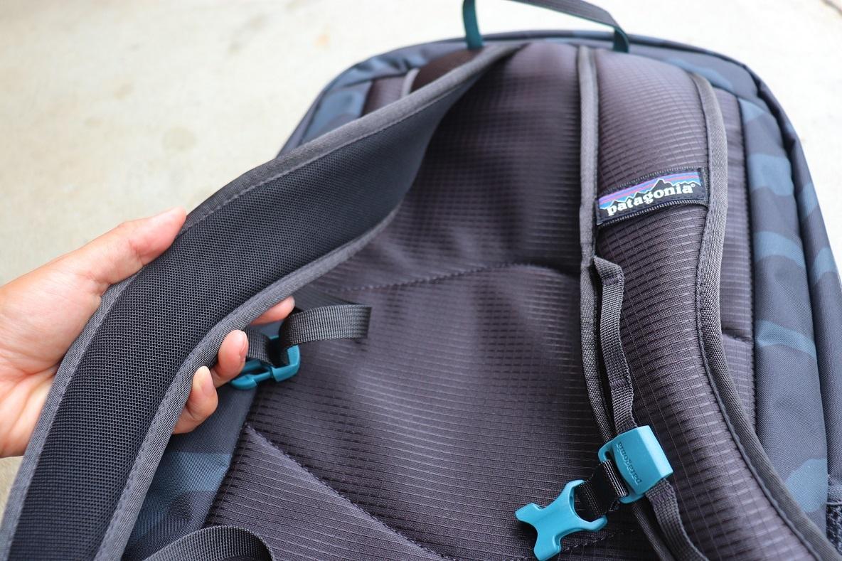 Patagoniaの新作バックパックは汚れに強いメッシュポケットが
