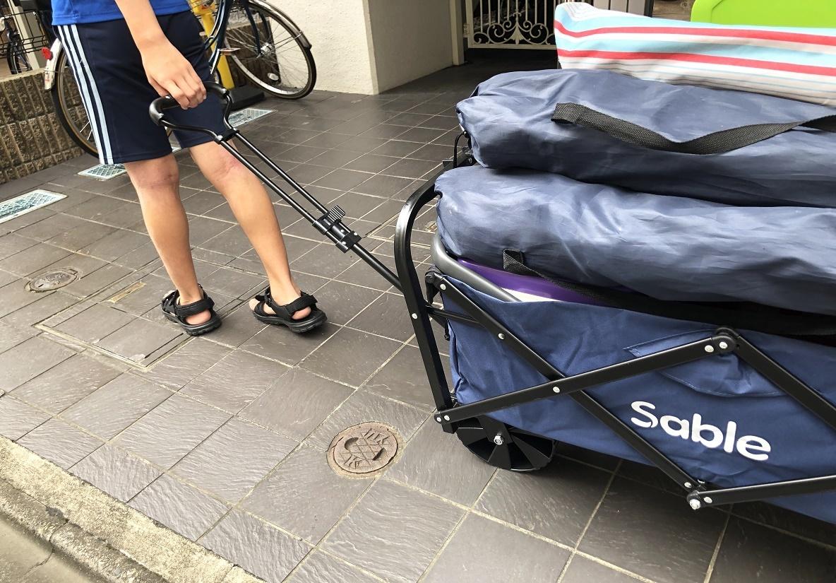 Sableのキャリーカートはポケット付がうれしい！隙間に収納できるよ