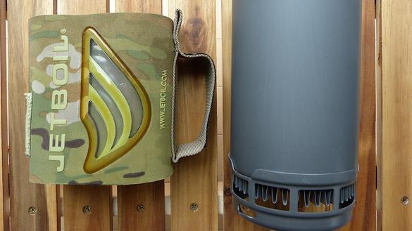 JET BOILのフラッシュはたった100秒で沸騰！すぐ食事にあり