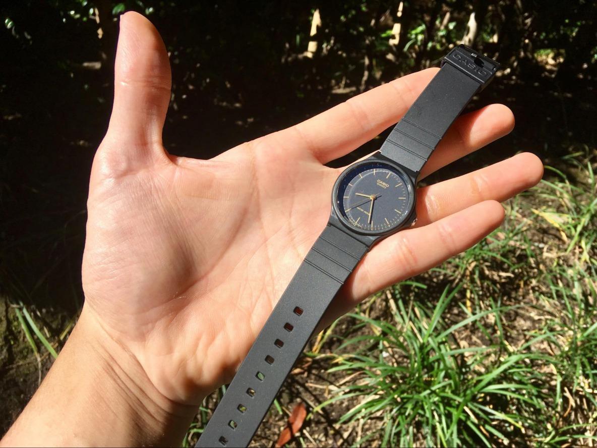 CASIOの腕時計は、超シンプル設計でたったの5g！1000円代は驚きだ