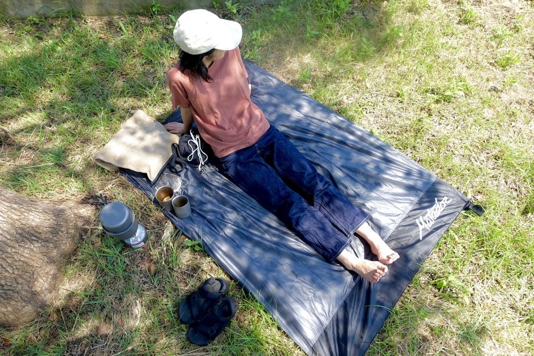 アウトドアの基礎はレジャーシートにあり！ 野遊びの快適さを底上げし