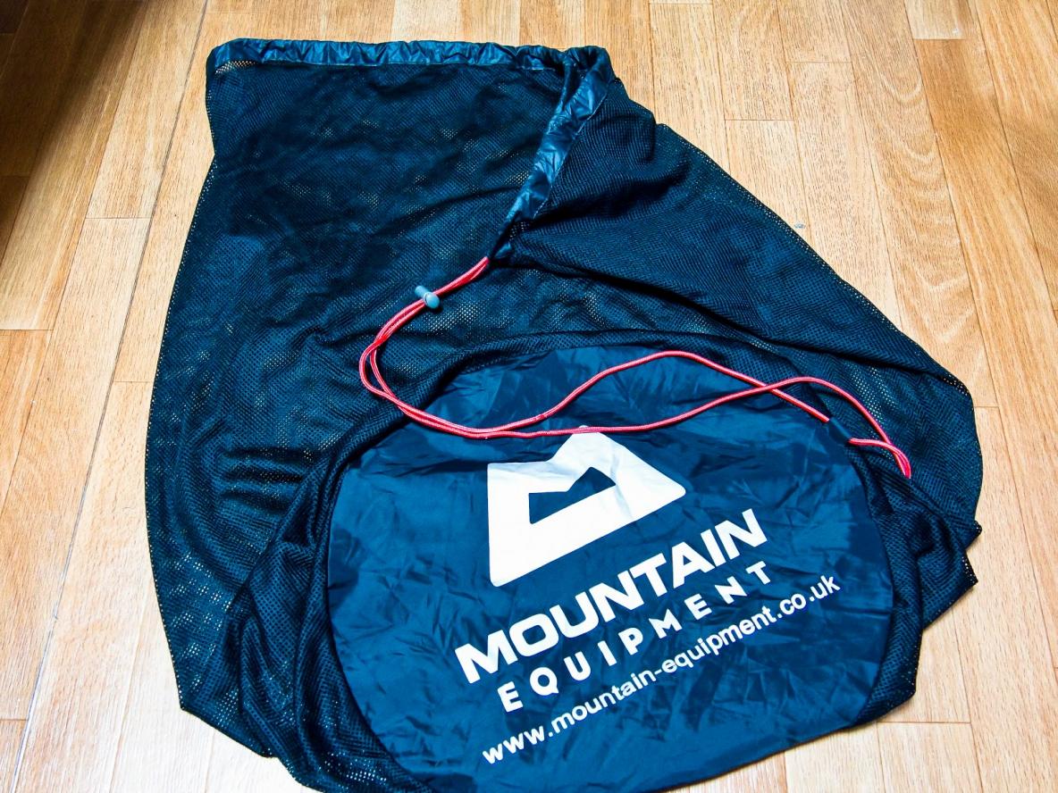 Mountain-EquipmentのXEROSで寒い季節のアウトドアも快眠！高品質ダウンがあったか〜い… | ROOMIE（ルーミー）