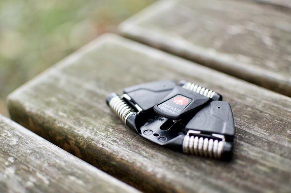 Manfrotto ミニ三脚 POCKET L MP3-BK +雲台 Manfrotto ポケット三脚L #MP3-BK(ブラック) : カメラのミツバ