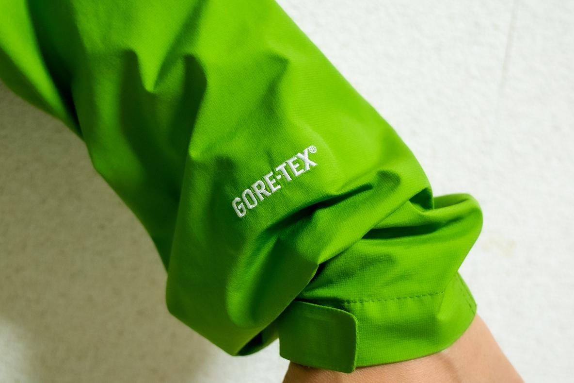 THE NORTH FACEのクライムライトジャケットは3層構造のGORE-TEX