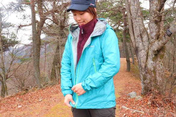 モンベルの「クリマエアライニングジャケット」が今年の“冬登山の相棒 