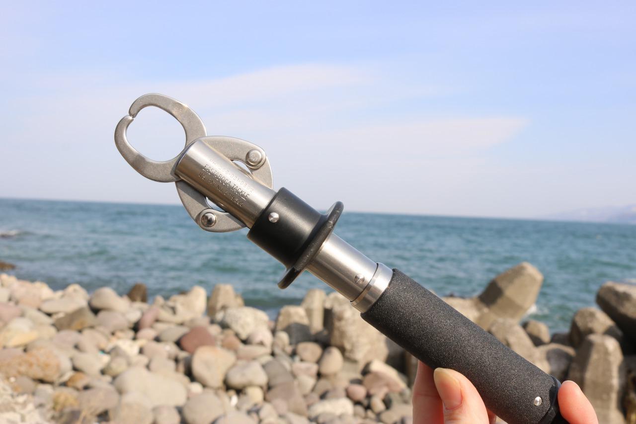 エスタボガタックル社の「ボガグリップ」なら魚を傷つけず