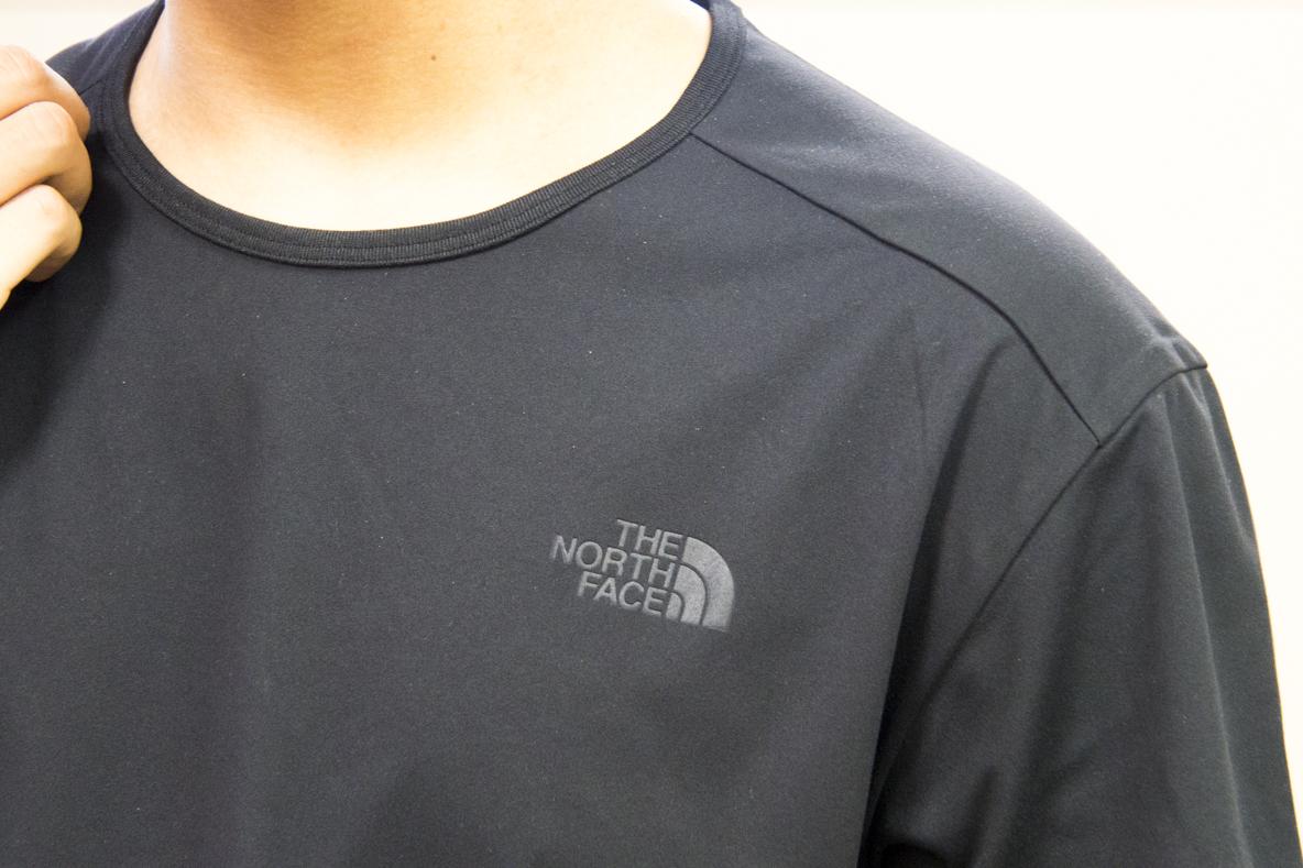 THE NORTH FACEの快適Tシャツはスポーティに見えすぎない生地感で