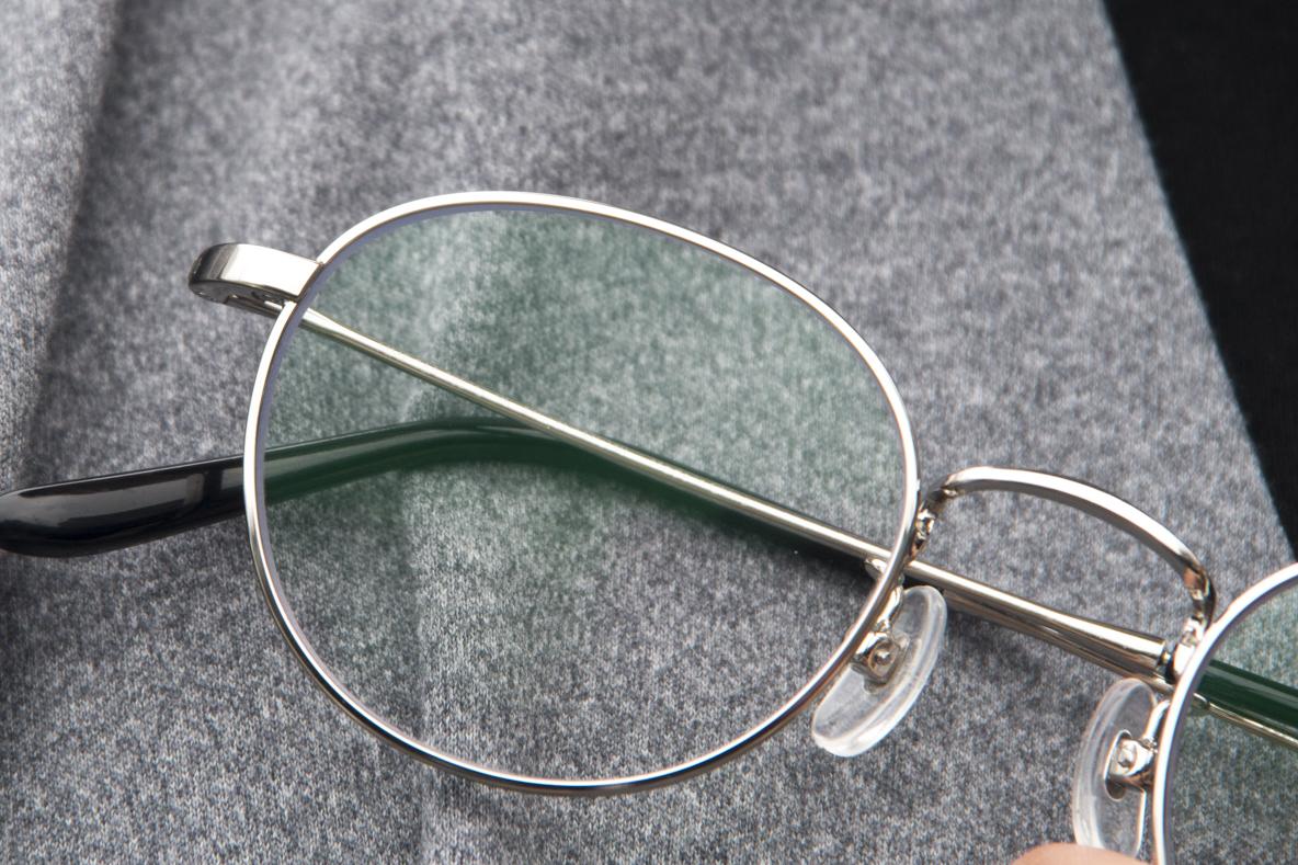 JINS classic ブラック×シルバー フレーム ブルーライトカットレンズ