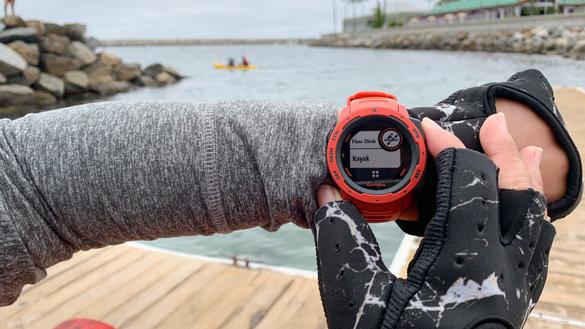 GARMIN(ガーミン) アウトドアウォッチ Instinct Graphite 010-02064-12 