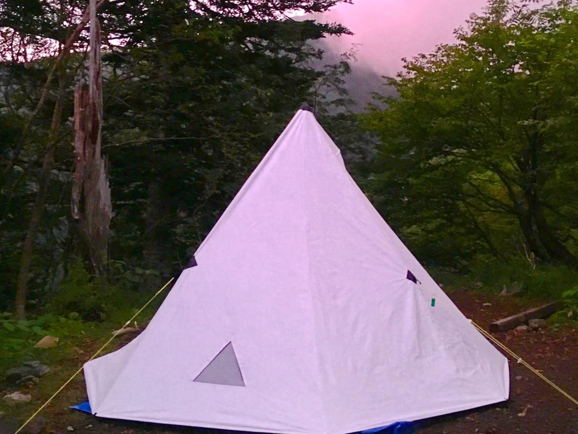 ローカスギア アポロタイベック　廃盤品 ローカスギアのテントは持ち運べるキャンバスなのかもね。さぁ