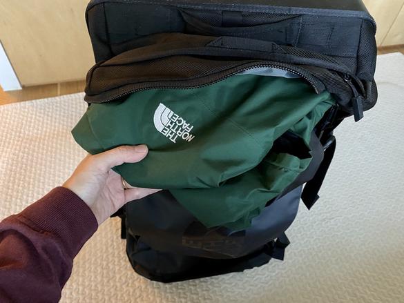 THE NORTH FACEのキャリーバッグは中身に合わせて形を変えられる THE NORTH FACEのキャリーバッグは中身に合わせて形を変えられる