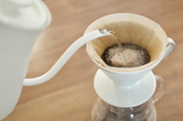 バルミューダの電気ケトル、ここまでコーヒーを淹れやすいとは バルミューダの電気ケトル、ここまでコーヒーを淹れやすいとは