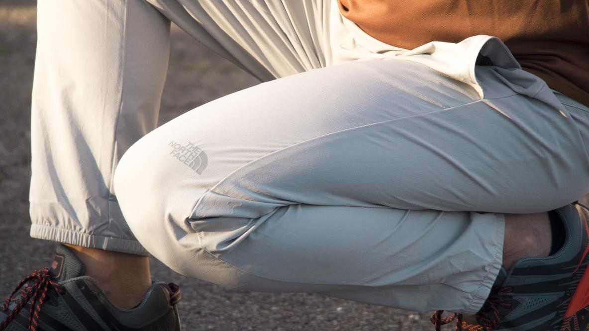 THE NORTH FACEの「トレーニングリブパンツ」はどこでも頼れる1