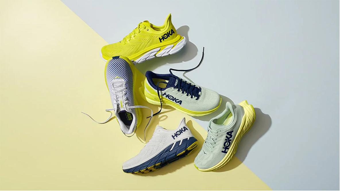 HOKA ONE ONEのランニングシューズは走るモチベーションが上がる