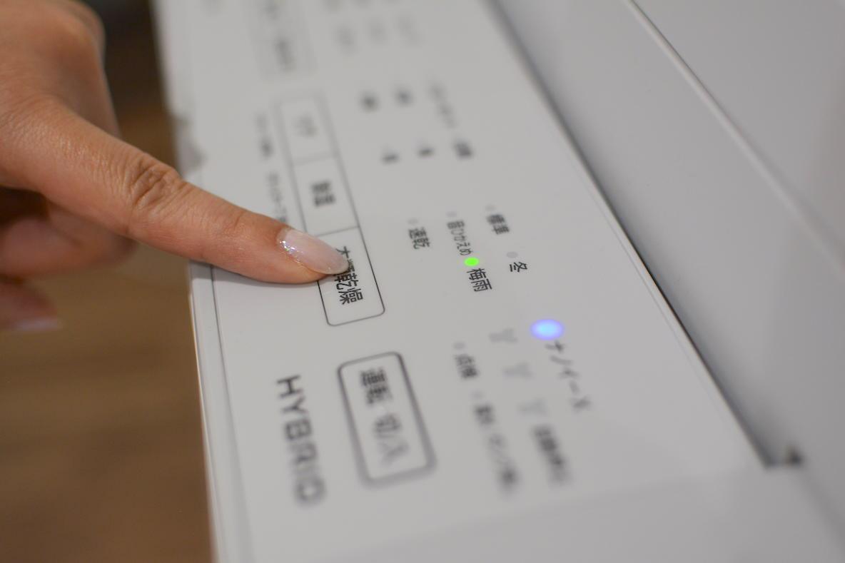 Panasonic（パナソニック）の最新衣類乾燥除湿機「F-YHUX120」が梅雨の 