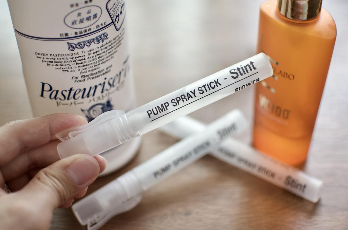 アルコール対応のペン型スプレーボトルを使い始めたら、除菌の回数が